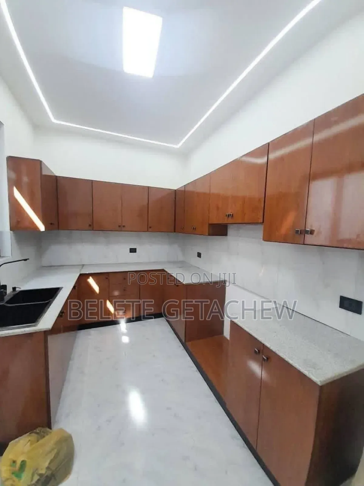 3bdrm Villa in Ayat Zone-5, Luxury, Bole for sale