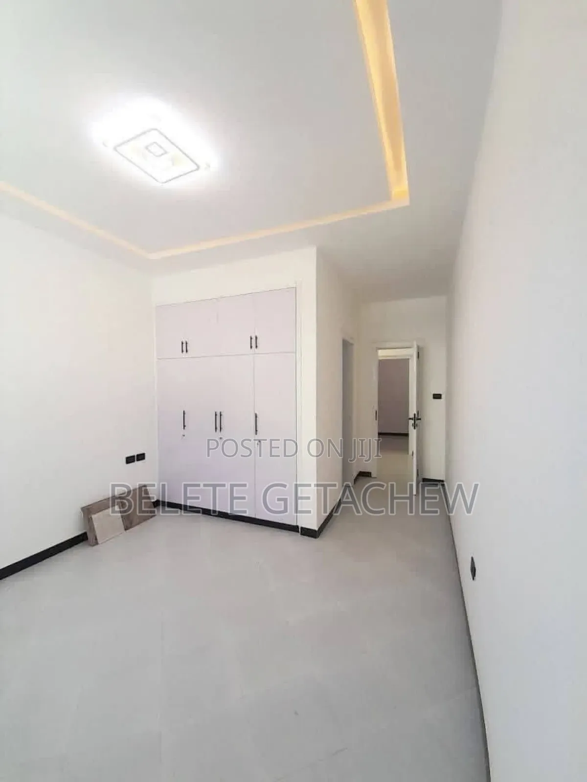 3bdrm Villa in Ayat Zone-5, Luxury, Bole for sale