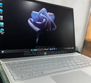 New Laptop HP Pavilion 15 8GB Intel Core i5 SSD 512GB