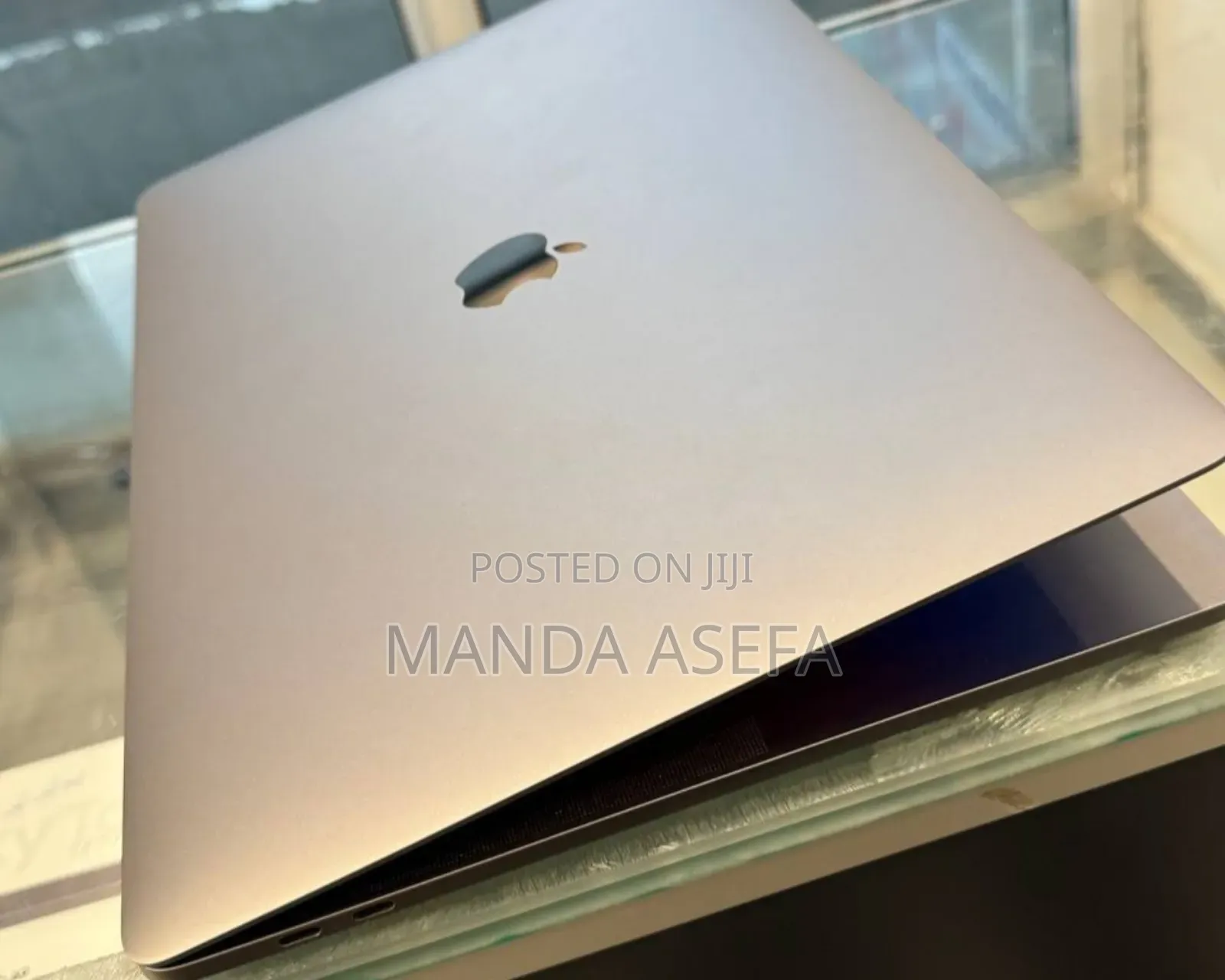 New Laptop Apple MacBook Pro 2016 16GB Intel Core i7 SSD 256GB