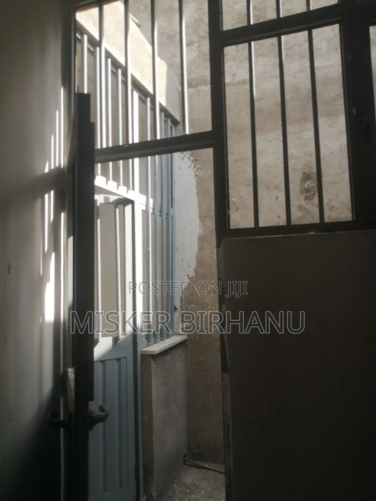 4bdrm Villa in Akaky Kaliti for sale
