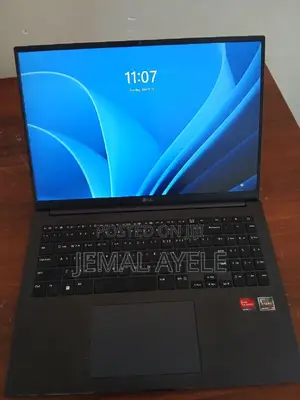 New Laptop LG Gram 15.6 16GB AMD Ryzen 5 SSD 512GB