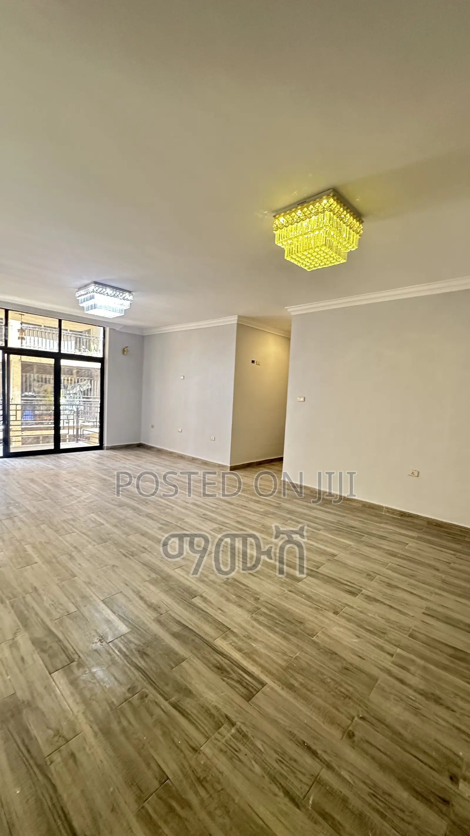 Furnished 4bdrm Apartment in አያት ሰንሻይን አፓርታማ አካባቢ, Bole for sale
