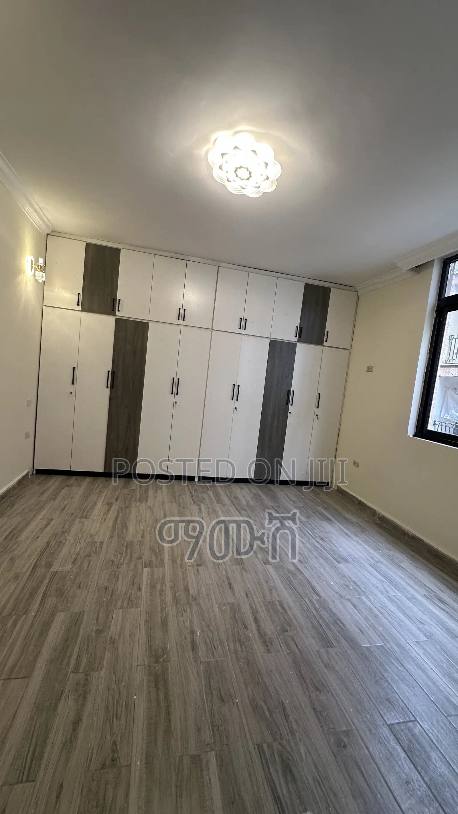 Furnished 4bdrm Apartment in አያት ሰንሻይን አፓርታማ አካባቢ, Bole for sale