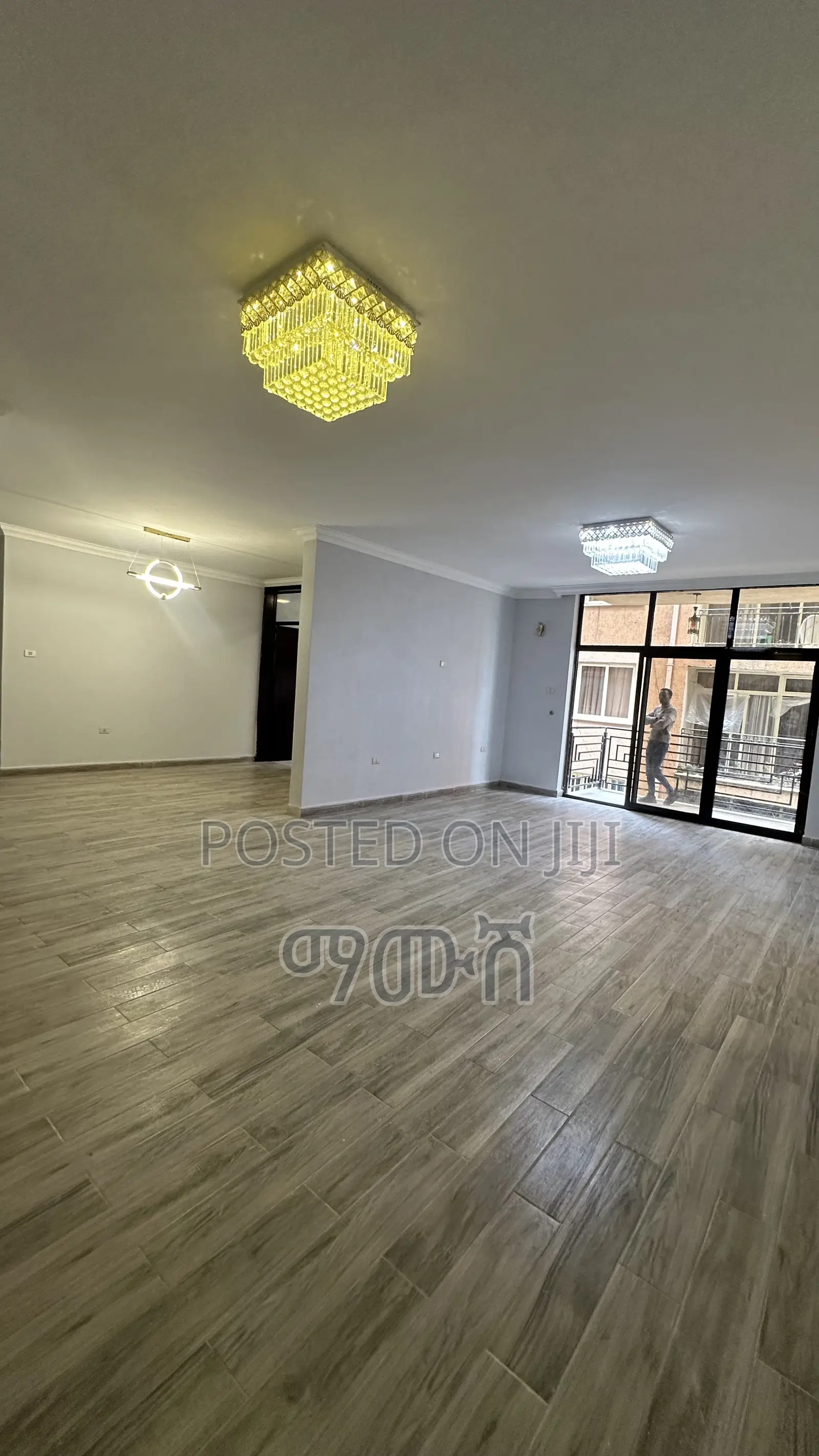 Furnished 4bdrm Apartment in አያት ሰንሻይን አፓርታማ አካባቢ, Bole for sale