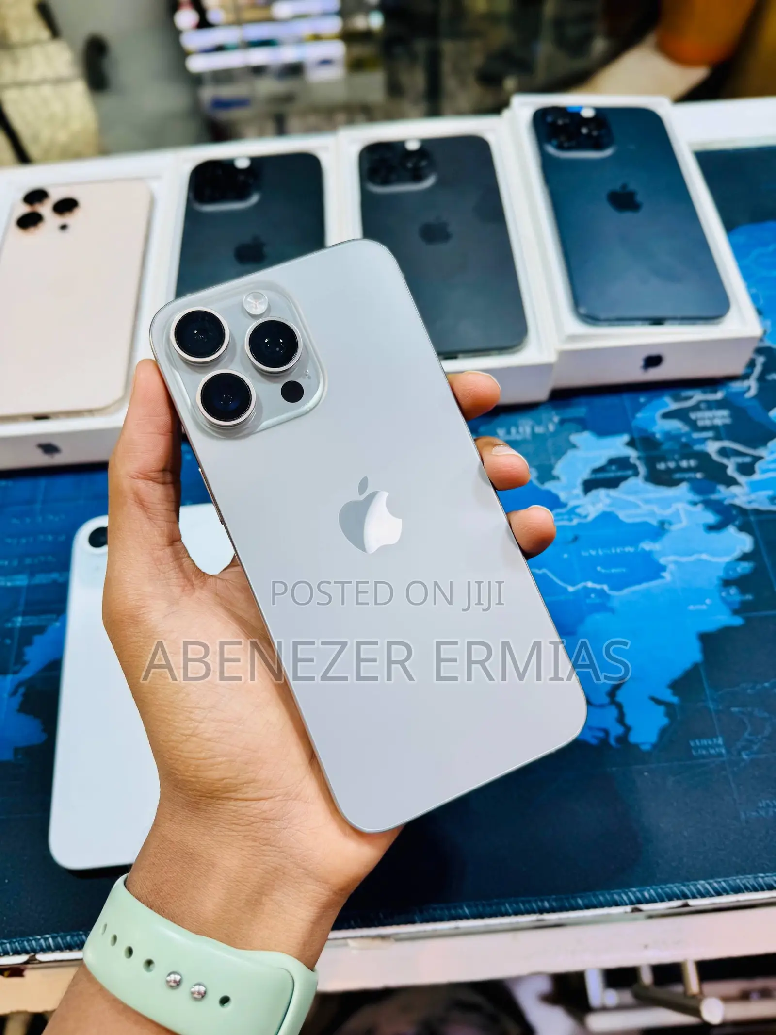 Apple iPhone 15 Pro Max 256 GB White