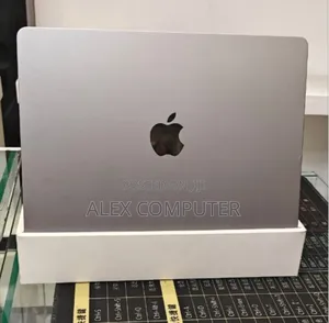 New Laptop Apple MacBook Air 2022 M2 8GB Apple M2 SSD 512GB