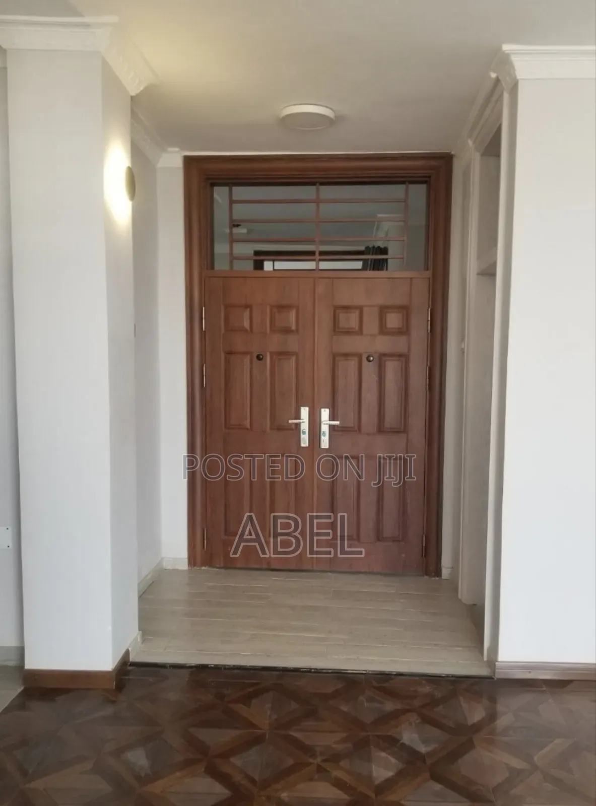 ከፍተኛ ሎክ ያለው የብረት Victor Door