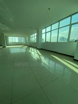 አስቸኳይ የሚከራይ ቢሮ አአ ፒያሳ አከባቢ
