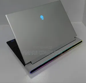 New Laptop Alienware M15 r3 32GB Intel Core i9 SSD 1T