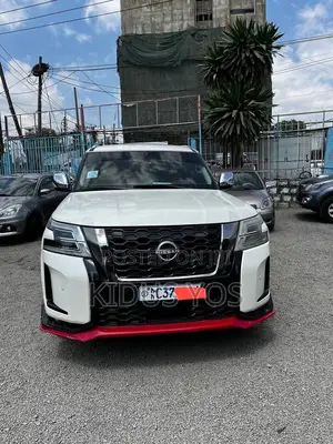 Nissan Patrol 2014 White