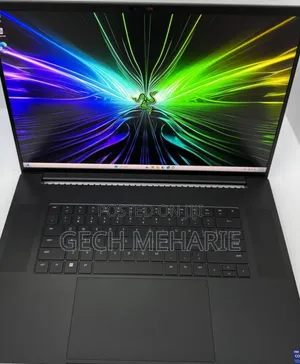 New Laptop Razer Blade 32GB Intel Core i9 SSD 1T