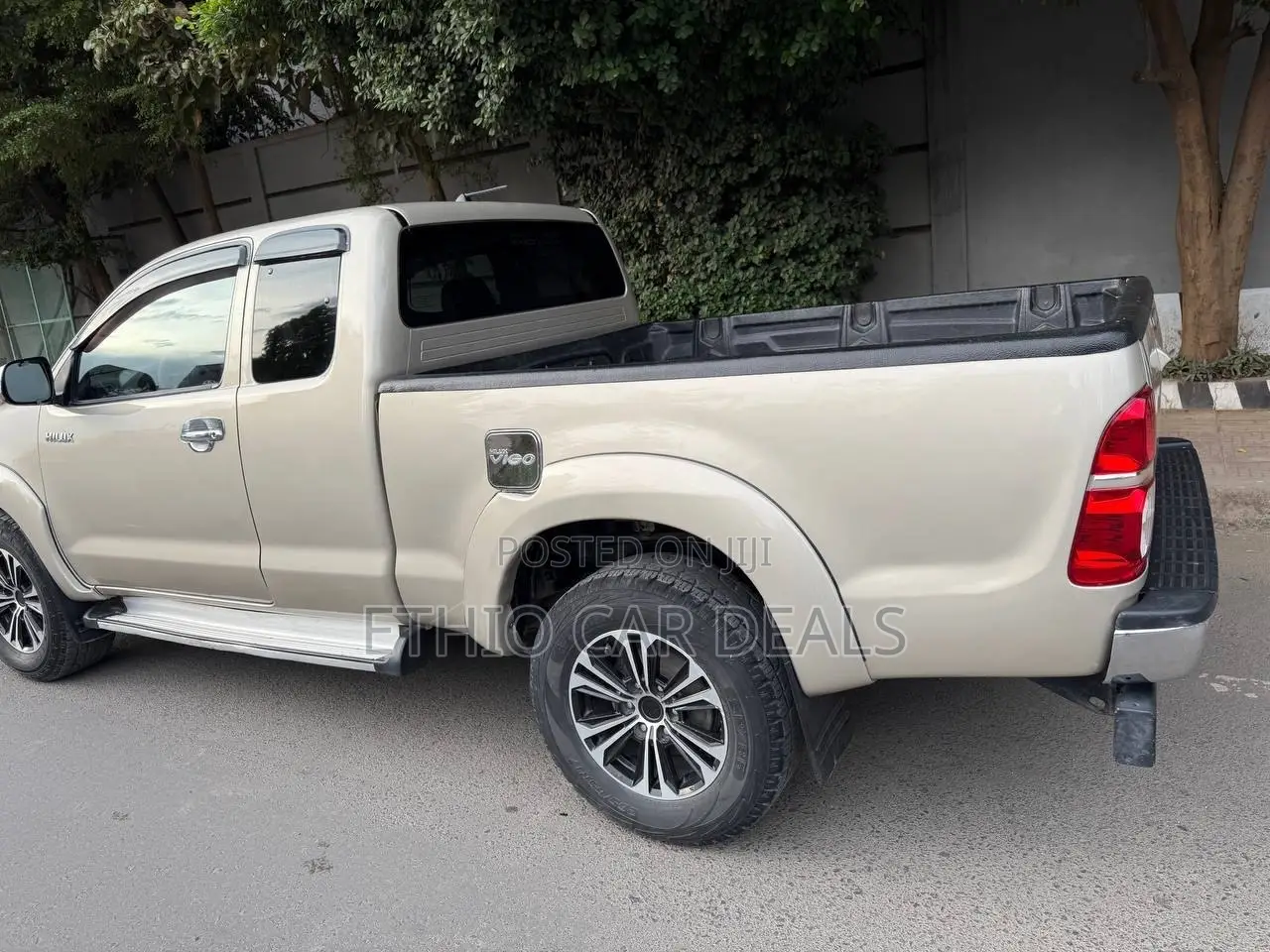 Toyota Hilux 2014 Gold