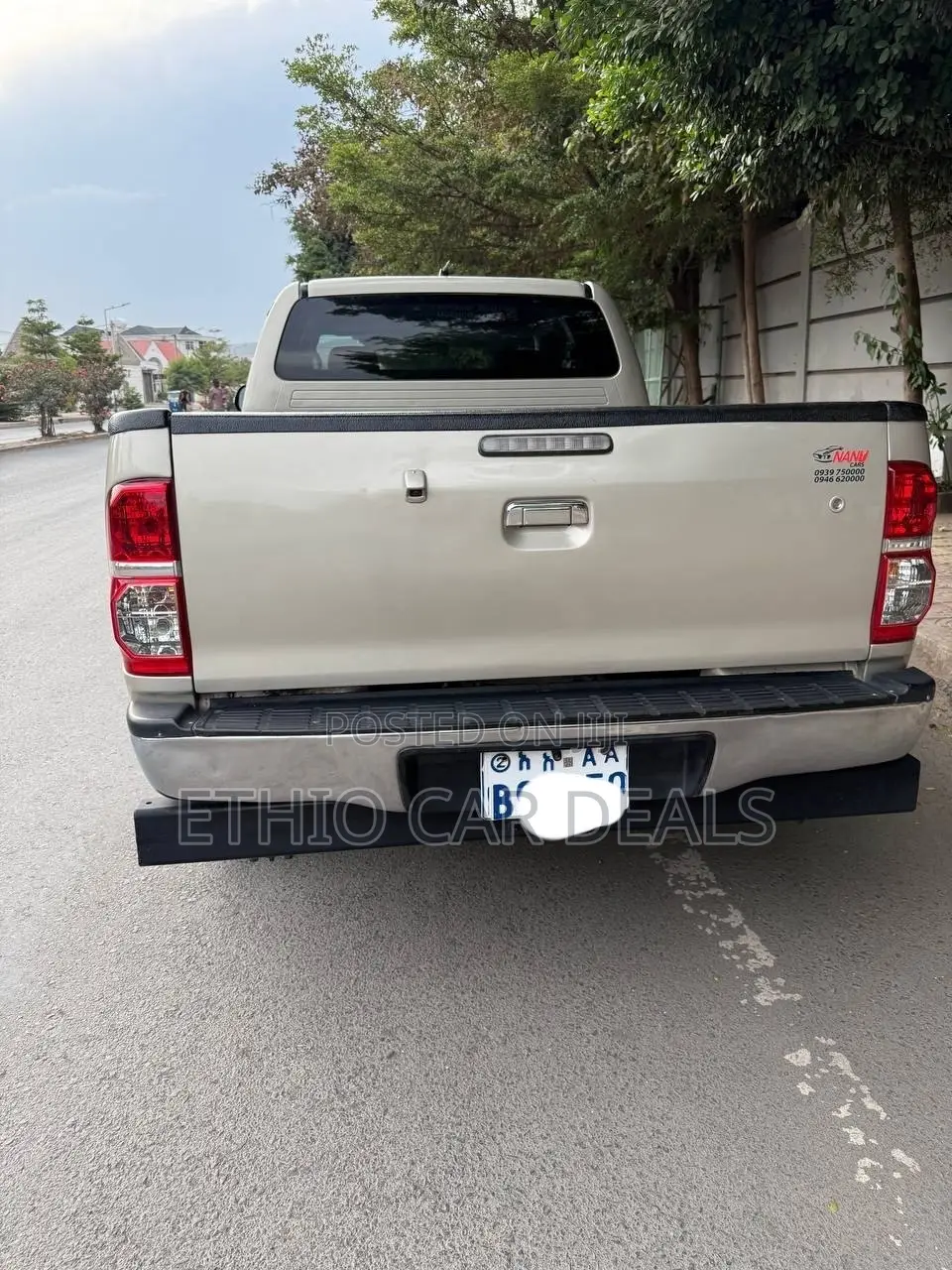 Toyota Hilux 2014 Gold