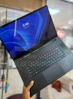 New Laptop Razer Blade 16GB Intel Core i7 SSD 1T