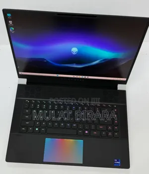 New Laptop Alienware M17x R2 32GB Intel Core i9 SSD 1T