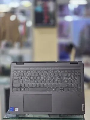 New Laptop Lenovo Yoga 7i 16GB Intel Core Ultra 5 SSD 512GB