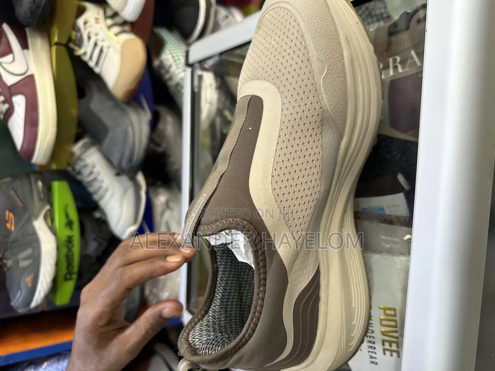 Shoes Shoes