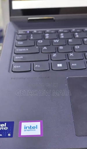 New Laptop Lenovo Yoga 7i 16GB Intel Core Ultra 7 SSD 1T