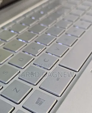 New Laptop HP 14-ep0063 16GB Intel Core i7 SSD 512GB