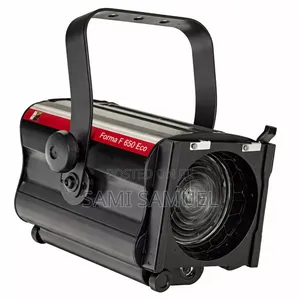 Fresnel Light Forma F650