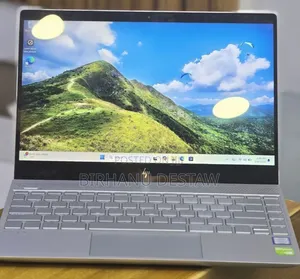 New Laptop HP Envy 13 16GB Intel Core i7 SSD 512GB