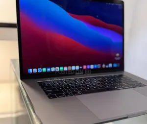 New Laptop Apple MacBook Pro 2016 16GB Intel Core i7 SSD 256GB