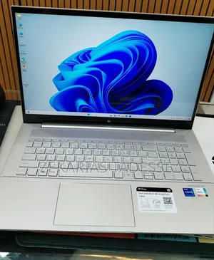 New Laptop HP Envy x360 12GB Intel Core i7 SSD 512GB