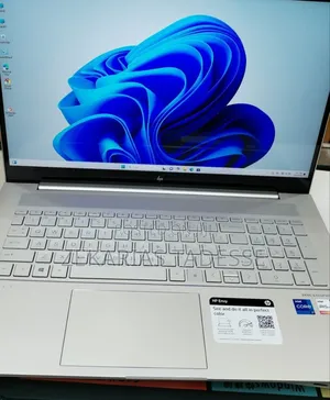 New Laptop HP Envy x360 12GB Intel Core i7 SSD 512GB
