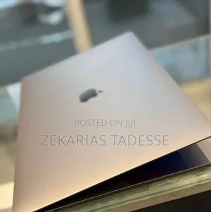 New Laptop Apple MacBook Pro 2016 16GB Intel Core i7 SSD 256GB