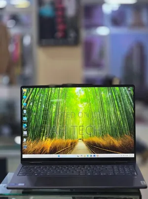 New Laptop Lenovo Yoga 7i 16GB Intel Core Ultra 5 SSD 1T