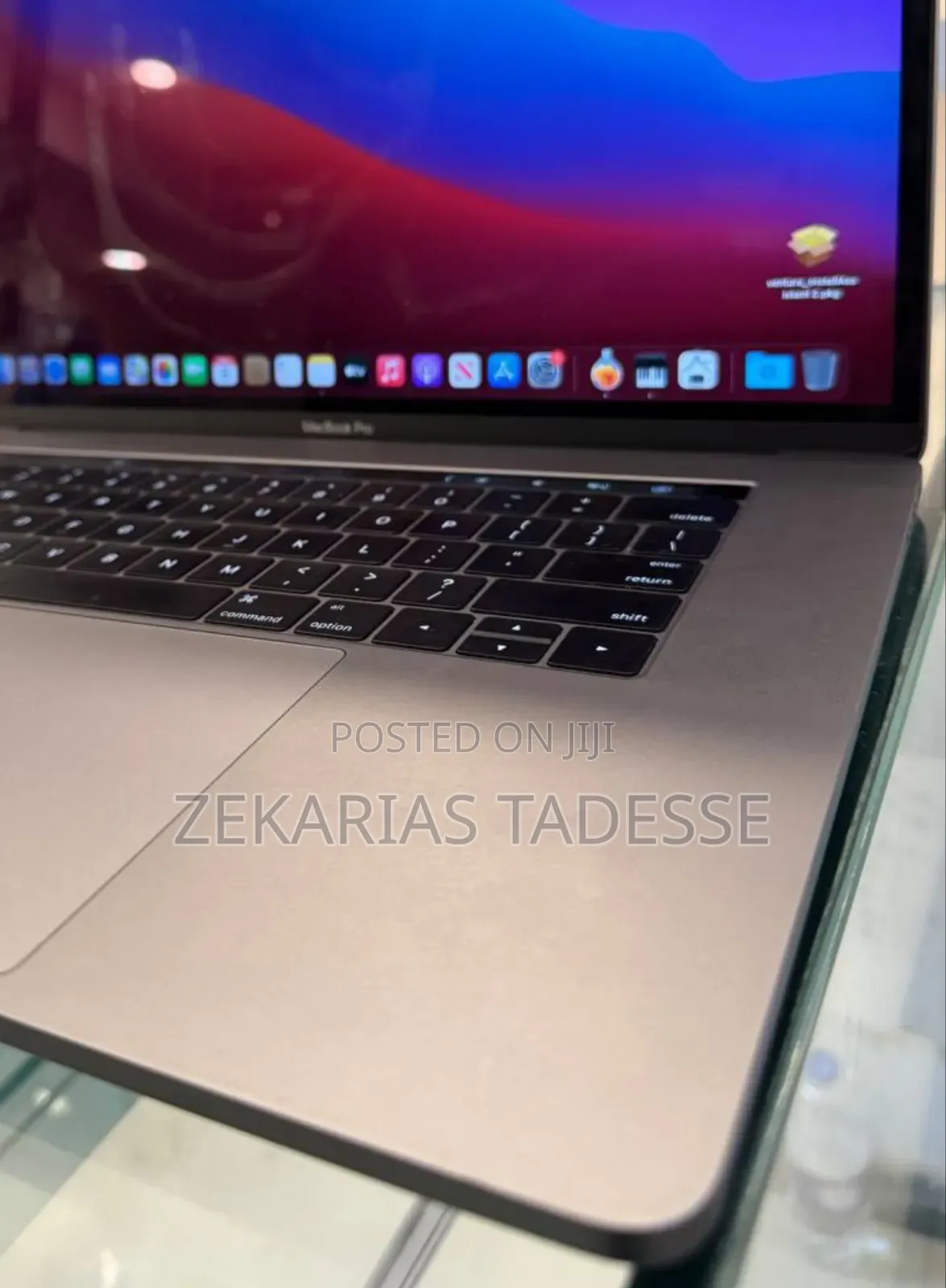 New Laptop Apple MacBook Pro 2016 16GB Intel Core i7 SSD 256GB