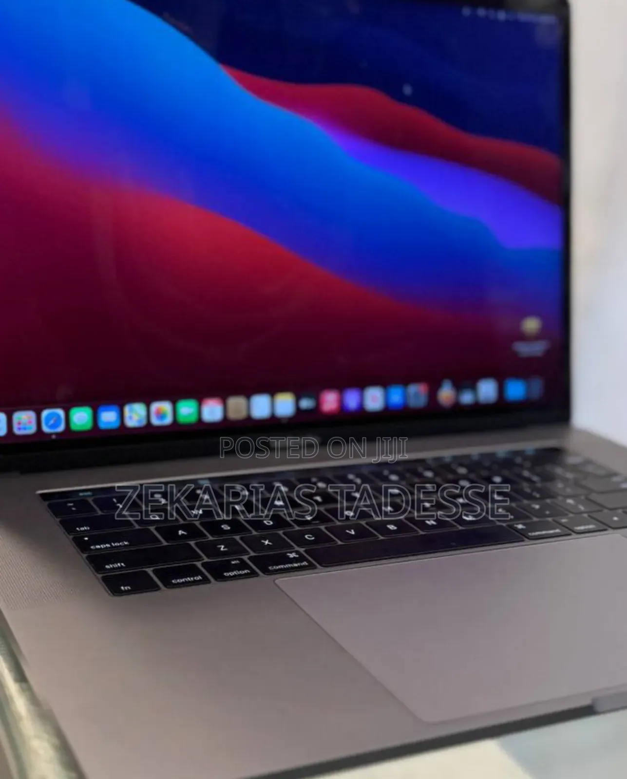 New Laptop Apple MacBook Pro 2016 16GB Intel Core i7 SSD 256GB