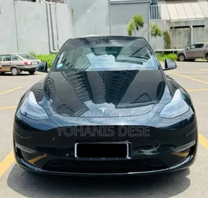 Tesla Model Y 2024 Black
