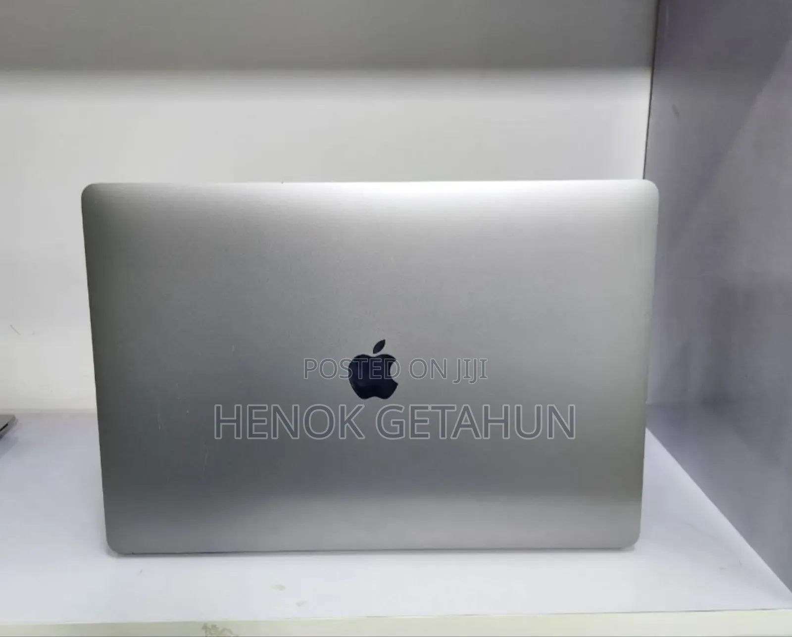 New Laptop Apple MacBook Pro 2016 16GB Intel Core i7 SSD 512GB