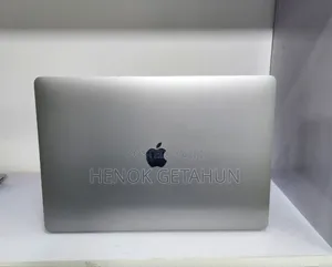 New Laptop Apple MacBook Pro 2016 16GB Intel Core i7 SSD 512GB