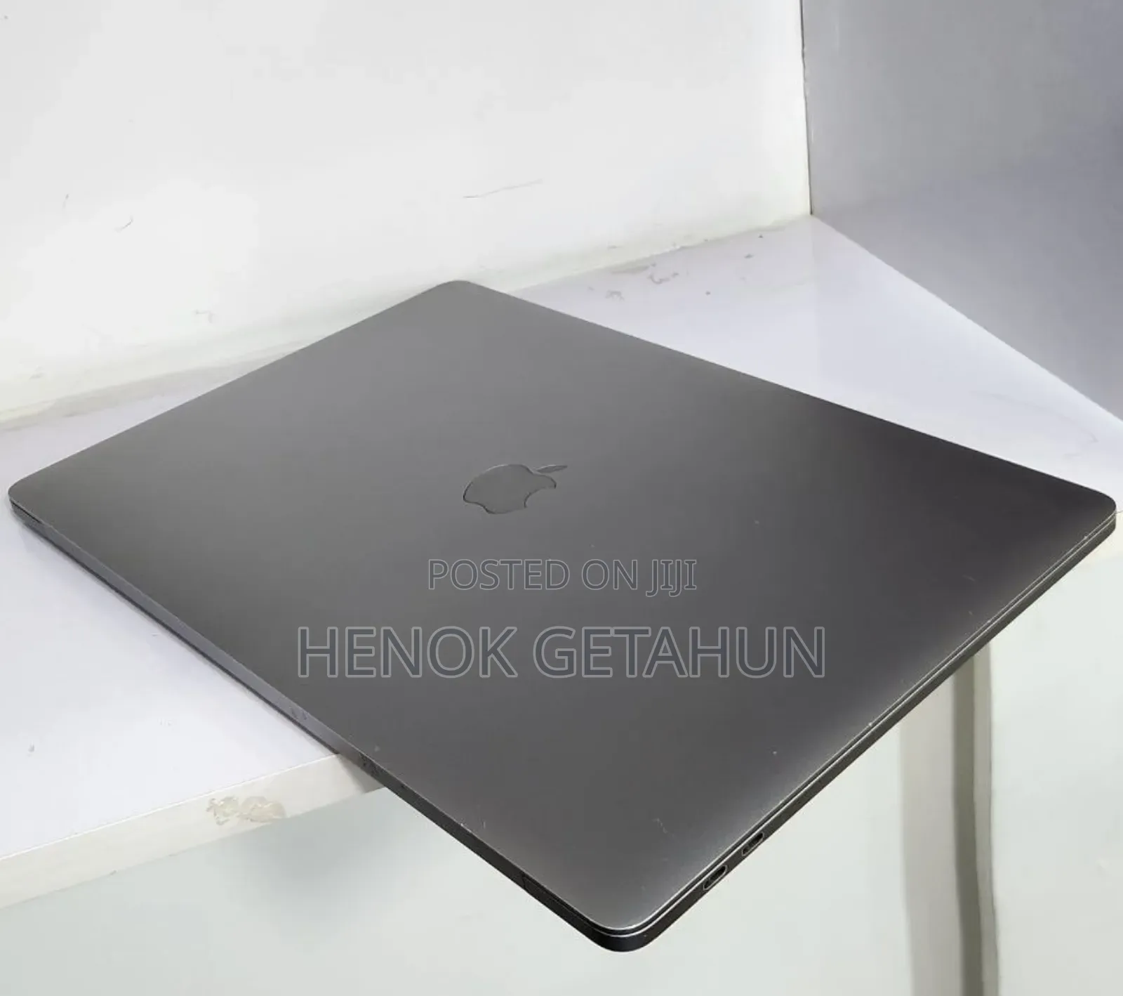 New Laptop Apple MacBook Pro 2016 16GB Intel Core i7 SSD 512GB