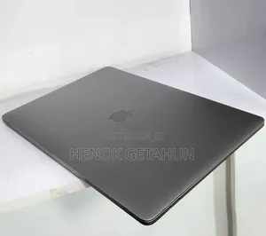 New Laptop Apple MacBook Pro 2016 16GB Intel Core i7 SSD 512GB