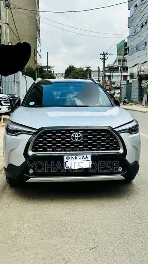 Toyota Corolla Cross 2023 White