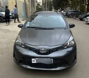 Toyota Yaris 2015 Black