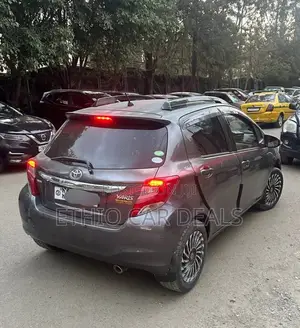 Toyota Yaris 2015 Black