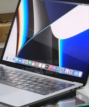 New Laptop Apple MacBook Pro 2019 16GB Intel Core i7 SSD 1T