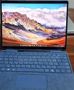 New Laptop Microsoft Surface 16GB Intel Core i7 SSD 512GB