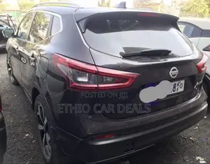 Nissan Qashqai 2018 Brown