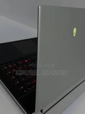 New Laptop Alienware M17x R2 32GB Intel Core i9 SSD 1T