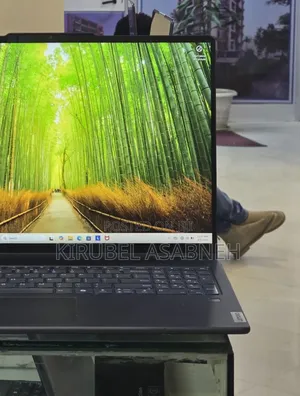New Laptop Lenovo Yoga C740 16GB Intel Core Ultra 5 SSD 1T