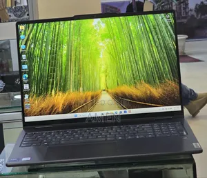 New Laptop Lenovo Yoga 7i 16GB Intel Core 5 SSD 512GB