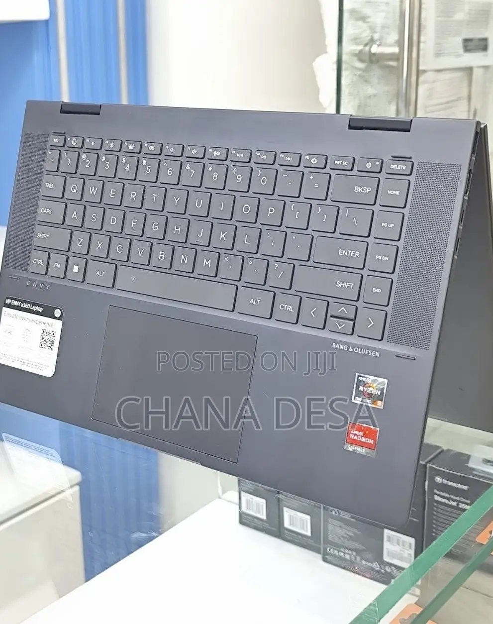 New Laptop HP Envy x360 8GB AMD Ryzen 5 SSD 512GB