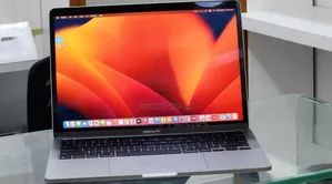 New Laptop Apple MacBook Pro 2022 M2 8GB Apple M2 SSD 256GB