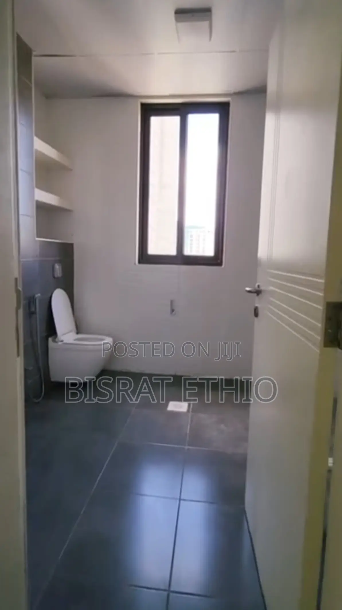 3bdrm Apartment in ቦሌ መድሃኔያለም, Bole for sale